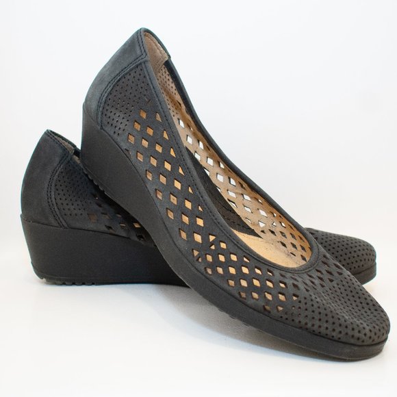 Naturalizer Shoes - Naturalizer Women's Brelynn Black Wedge Pump Size 8